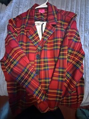 Torrid Betsey Johnson Size 3 plaid blazer!